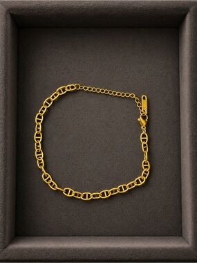 Gold Chain Mariner Link · Anchor Link Bracelet - Women's Accessory